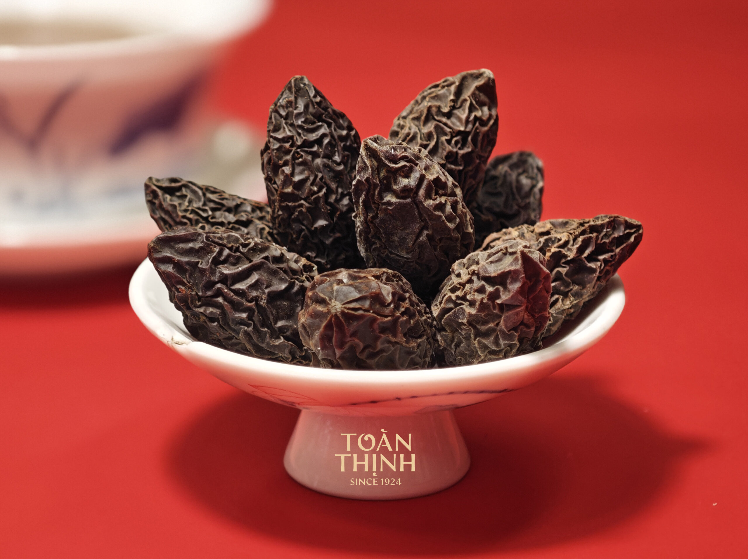 Trám cam thảo chua ngọt